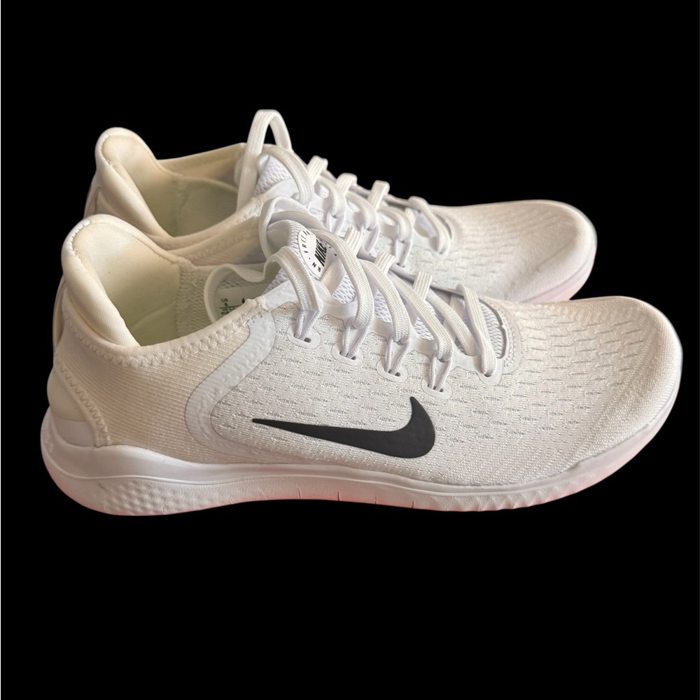 New in Box Nike White Free Run 2018 Size 8